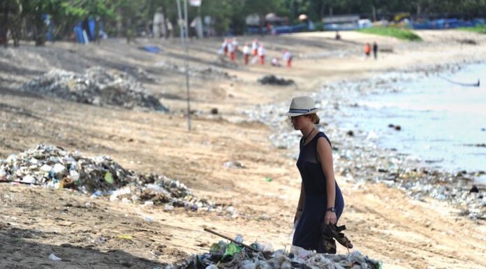 High Tides Lead to Accumulation of Plastic Waste on Kedonganan Beach Bali waste problem in Bali
