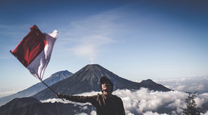 The Three Suspects are Scissors Indonesian Flags, Scissors and Recorders Indonesia flag
