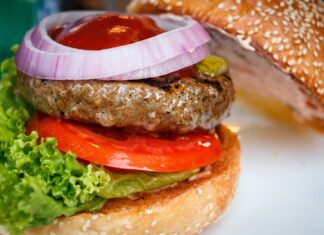 Avoid These 6 Foods to Prevent Early Menopause menopause, andropause, world menopause day