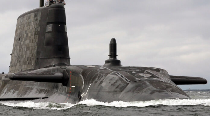 The Chinese Submarine Managed to Reach Earth’s Deepest Ocean Trench submarine
