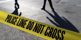 5 People Killed in Suicide Bombing Attack in Somali Restaurant police line