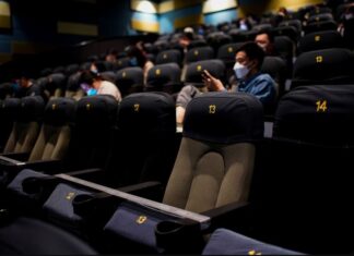 The Last Hour of Cinema Films in Jakarta is at 7 PM cinema