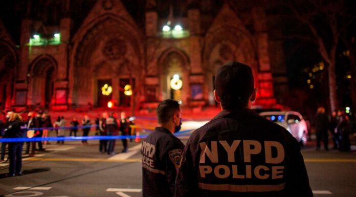 Open Fire Outside the Church, A Gunman was Shot Dead by US Police shooting at outside of St John the Divine Cathedral