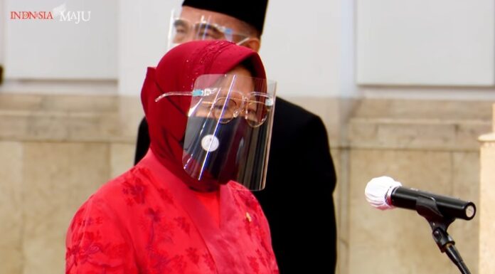 President Jokowi Allows Risma to Have Concurrent Positions Temporarily as A Mayor of Surabaya and Minister of Social Affairs Tri Rismaharini
