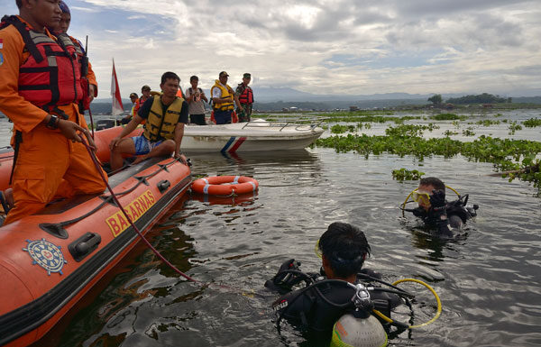 Five People Died after the Boat Overturned in Cirata Reservoir cirata