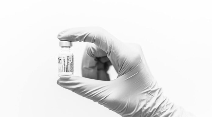 Pfizer Vaccine Kills Person in New Zealand Side effect of Pfizer