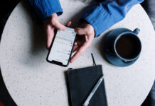 This is Why Your Smartphone Getting Slower as it Gets Older smartphone