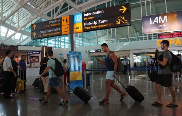 Rearrange Your Schedule! There Is a Restriction on Regular Flights to Bali traveler in Ngurah rai Airport