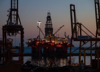 World Oil Prices Drop Due to Covid-19 Lockdown in China
