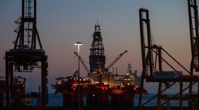 World Oil Prices Drop Due to Covid-19 Lockdown in China