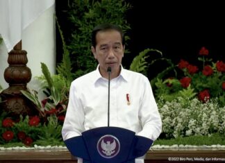 Jokowi Criticizes Minister Regarding Pertamax Increase