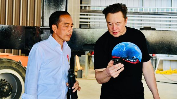 Joko Widodo and Elon Musk