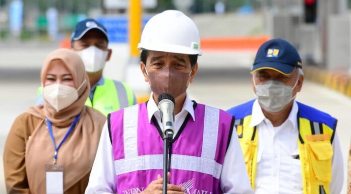Jokowi Cancels 8 National Strategic Projects