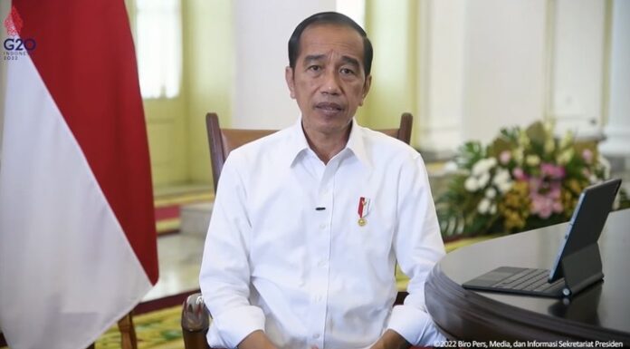 Jokowi Advises People to Wear Masks Again Jokowi asks the public to wear masks again in public areas.