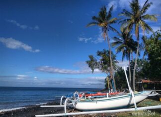 Baturinggit Beach Reveals a Side of Bali Many Travelers Never See Baturinggit Beach Reveals a Side of Bali Many Travelers Never See