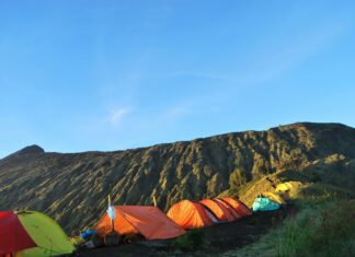 Rp182 Billion Circulates from Tourism and Environmental Services at Rinjani Attention! Foreign Climbers Must Read These Mount Rinjani Hiking Rules First