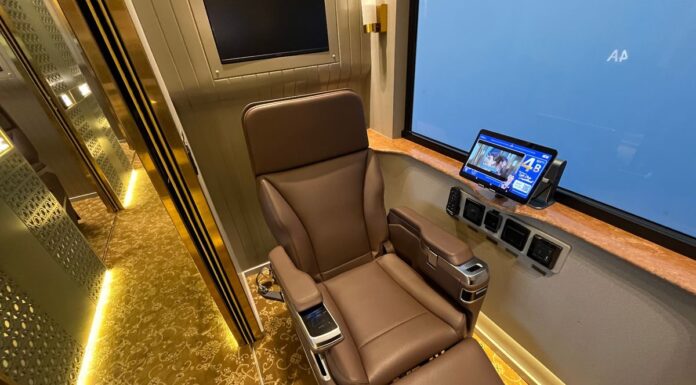 Jakarta–Surabaya Luxury Rail Experience Begins with Suite Class Compartment Starting June 1, 2025, passengers on the Jakarta–Surabaya rail line can now experience a new level of luxury. Kereta Api Indonesia (KAI) has officially introduced its Suite Class Compartment on the Argo Bromo Anggrek train, offering premium service for those seeking a private, comfortable, and exclusive travel experience.