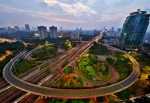Indonesia Wants Global Investors to Help Build Its Own Technology Industry Indonesia Wants Global Investors to Help Build Its Own Technology Industry