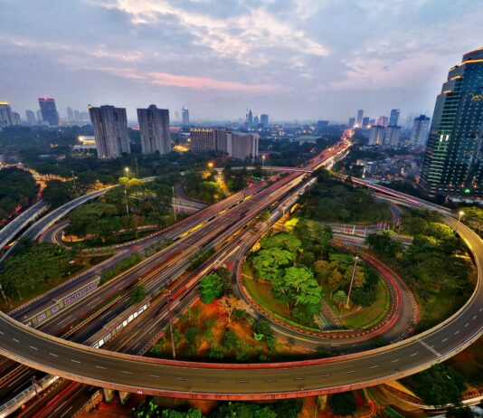 Indonesia Wants Global Investors to Help Build Its Own Technology Industry Indonesia Wants Global Investors to Help Build Its Own Technology Industry