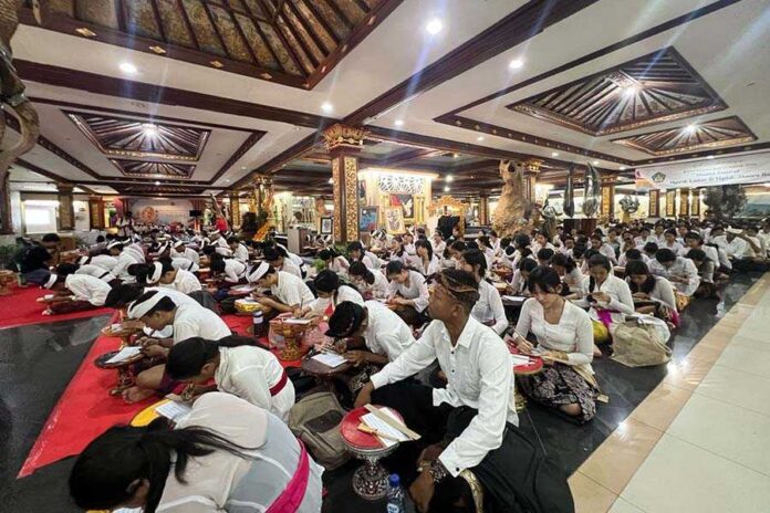 The Balinese Language Month