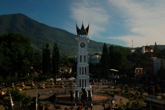 Bukittinggi Wins ASEAN’s Cleanest Tourist City Award 2026