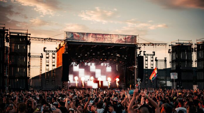 Concert Tickets in Indonesia Seen as Expensive, Government to Prepare Strategies Concert Tickets in Indonesia Seen as Expensive, Government to Prepare Strategies