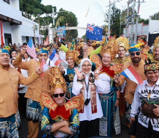 Foreign Performers Join Banyuwangi Ethno Carnival 2026 to Celebrate Indonesian Culture Foreign Performers Join Banyuwangi Ethno Carnival 2026 to Celebrate Indonesian Culture