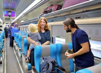 20,881 Departures Make Gambir Top Choice for Foreign Train Travelers 20,881 Departures Make Gambir Top Choice for Foreign Train Travelers