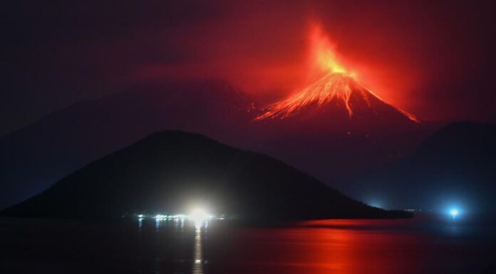 Labuan Bajo Airport Closed Again Due to Mount Lewotobi Eruption Labuan Bajo Airport Closed Again Due to Mount Lewotobi Eruption