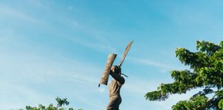 Vanishing Languages of Maluku: Local Dialects Facing Extinction