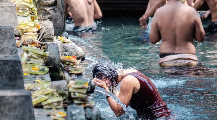 Getting to Know One of WWF International Agendas: Melukat Ritual Melukat Ritual
