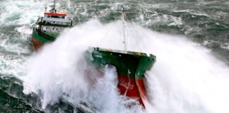 BMKG Calls for Shipping Safety Warning Due to Extreme Weather