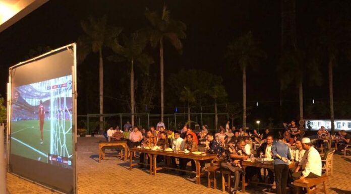 Watching the World Cup Together? Must Scan PeduliLindungi First