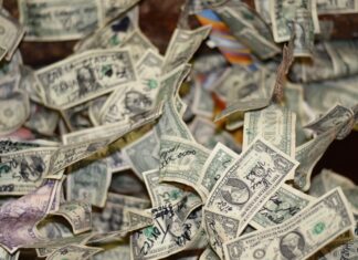 Indonesia’s Push to Ditch the Dollar Gains Momentum as LCS Trade Surges