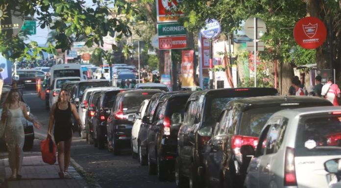 Sanur Bali Experiences Increased Traffic Congestion Due to Icon Bali Mall Presence Sanur Bali Experiences Increased Traffic Congestion Due to Icon Bali Mall