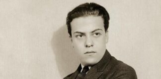 This Mexican Tourist Helped Introduce Kuta Beach to the World This Mexican Tourist Helped Introduce Kuta Beach to the World