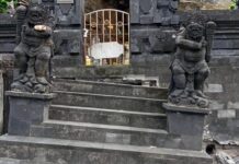 Bali Coastal Erosion Worsens as Pura Rambut Siwi Faces Collapse Threat Bali Coastal Erosion Worsens as Pura Rambut Siwi Faces Collapse Threat