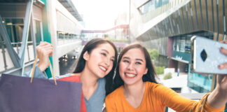 Government Aims to Ignite Shopping Tourism, Overcoming Regulatory Hurdles for Sector Growth Government Aims to Ignite Shopping Tourism, Overcoming Regulatory Hurdles for Sector Growth