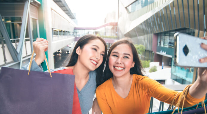 Government Aims to Ignite Shopping Tourism, Overcoming Regulatory Hurdles for Sector Growth Government Aims to Ignite Shopping Tourism, Overcoming Regulatory Hurdles for Sector Growth