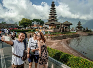 Indonesia Seeks Closer Tourism Cooperation to Attract More South Korean Travelers South Korean Travelers
