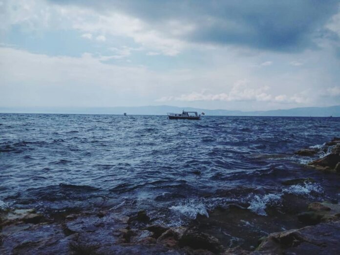 Extreme Weather Alert in Komodo Waters, KSOP Urges Ships to Stay Vigilant