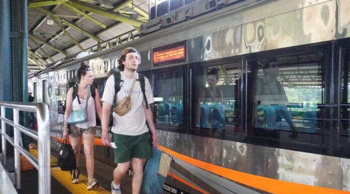 Trains in Java and Sumatra Become a Favorite Transportation Choice for International Tourists Trains in Java and Sumatra Become a Favorite Transportation Choice for International Tourists